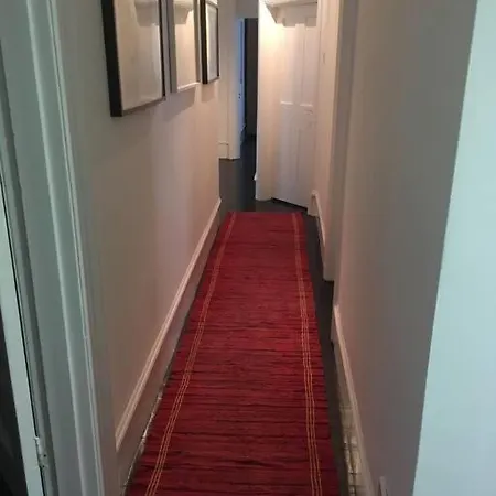 Spacious Flat In West Kensington Лондон Экстерьер фото