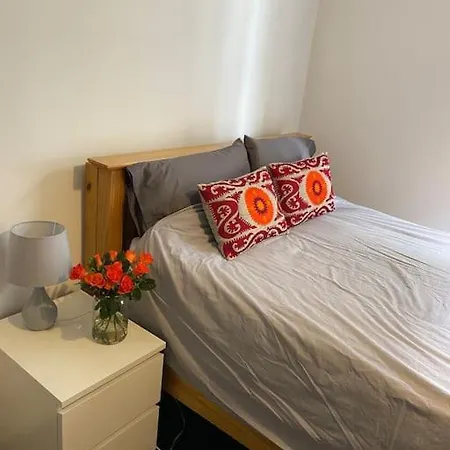Spacious Flat In West Kensington Лондон Экстерьер фото