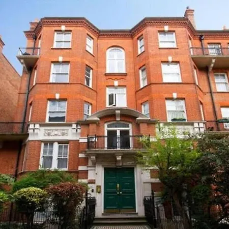 Spacious Flat In West Kensington Лондон Экстерьер фото